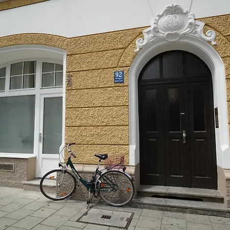 Apartment Homely 1 - Small And Cozy Self-check-in In Munich
