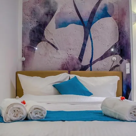 Homely 1 - Small And Cozy Self-check-in In